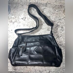 Artwell Fashion Crossbody Shoulder Bag Pu Leather Multi Pocket Hobo Black